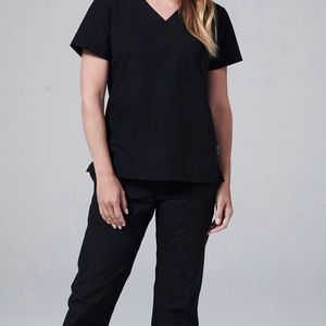 Medelita Women’s Classic Fit Black Scrubs Set - Large